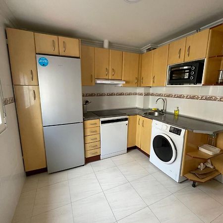 Apartamento En El Centro - Cercano A La Playa Appartement Santander Buitenkant foto